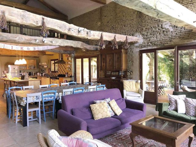 31G101480-7d38094911b54c54b030f0253a6870a4