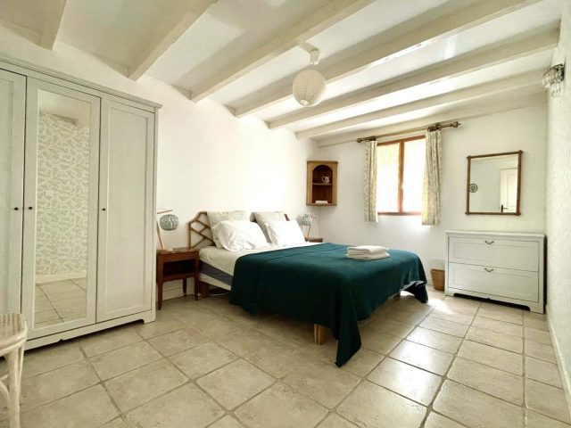 31G101480-c9147258cee342309084697b1fdb2002