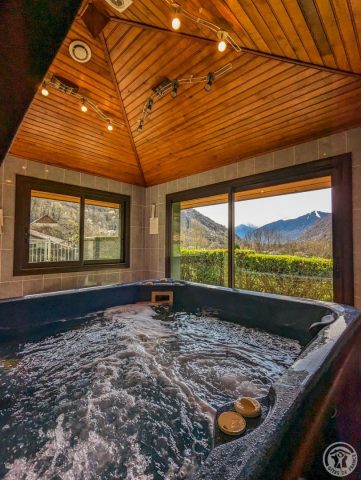 31G101491-3d207116ba734ba483f35cf5dbd969eb