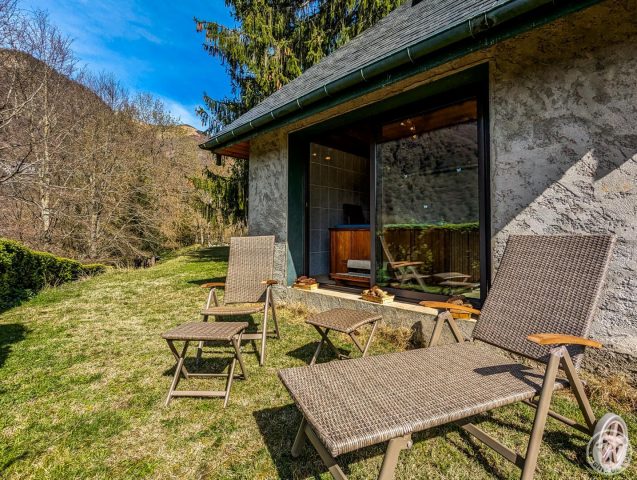 31G101491-49cafc854d26431d985e2652f2425537