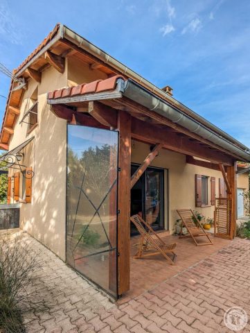 31G101494-0dd5c9165c1f471bbbad1cb2233cb8d1