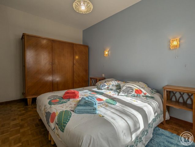 31G101494-bcc6ae179cea44d88168152266bb39b2