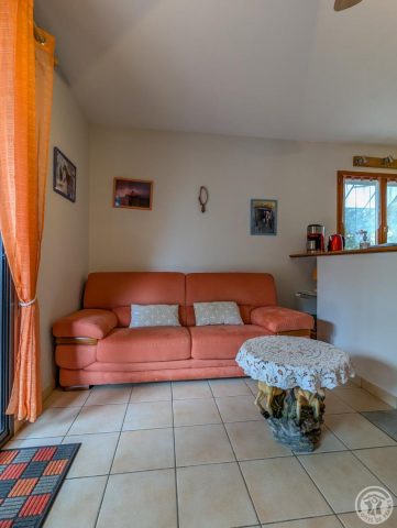 31G101494-fcc74d8cd5f14e9b8c10e41d85f3cf5d