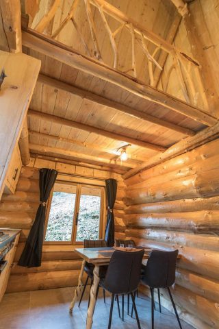 31G101497-874a4a14ede74e789efe3301c517dcc9