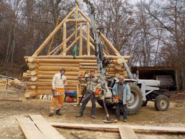 31G101497-f5928e32afbd4efcb2ed1df6167207e4