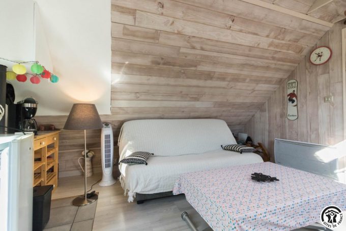 31G101499-413ab20ffd7b452f9d5882677ec1ddea