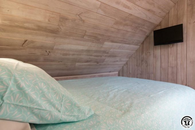 31G101499-9fe8fa0d0d7d4a689e889fde65f98941