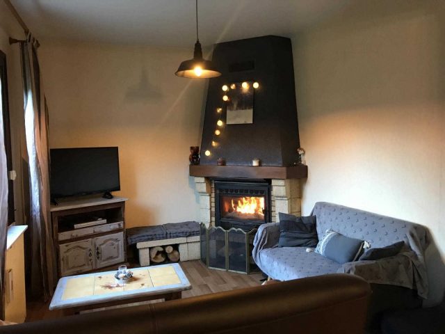 31G101500-994b0c22f267459e8f1a1504a60e271b