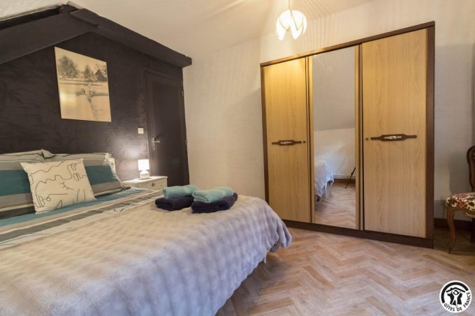 31G101500-9cf8eed7c6c44ec38061faae7484632b