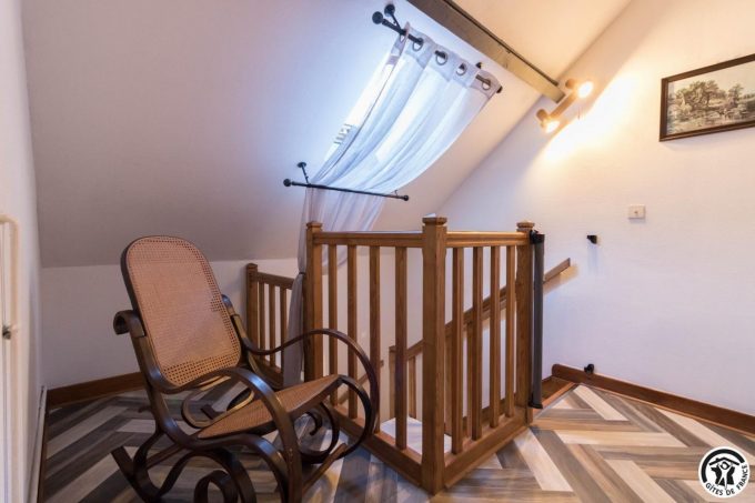 31G101500-ec702a4a857c4e019378e1076a64ad76