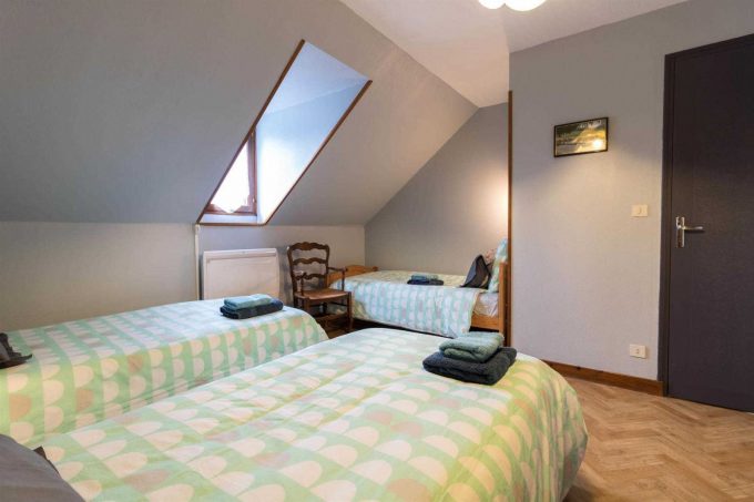 31G101500-faa1df21a1154c7aa25c28eb06cb65d3