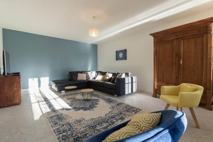 31G101501-bedc57d0740644d2a1f5f397f3b964da