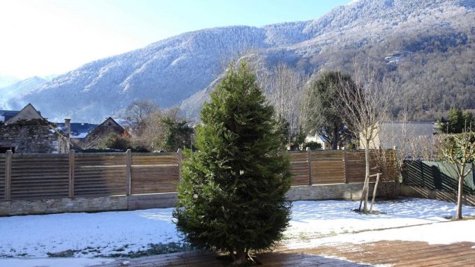 31G101505-867103c38c35475abcf8cd7b80d6c121