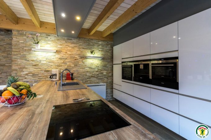 31G101505-d70676b4bc774654b973abf2cb3a8aed