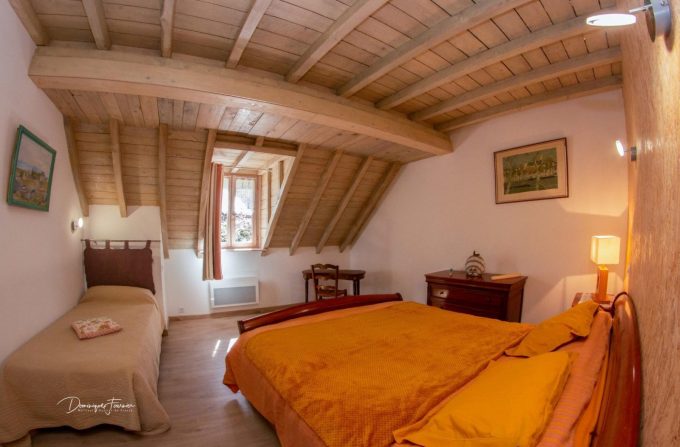 31G101509-4e5302feaa8441ef979684f669d1f73d