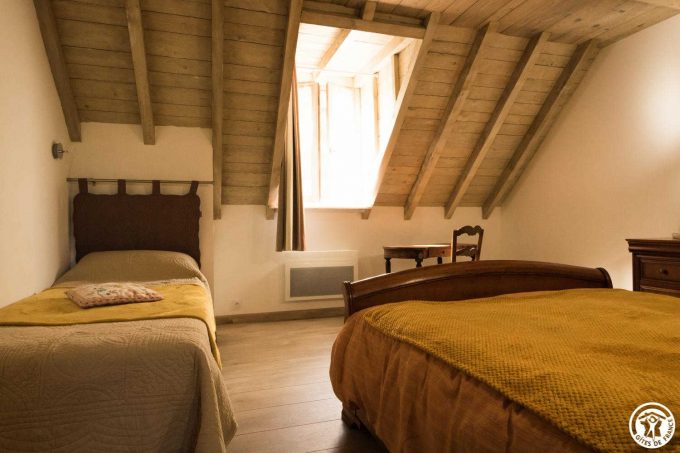 31G101509-8ea2e254caeb4a92a189f64db16c57ac