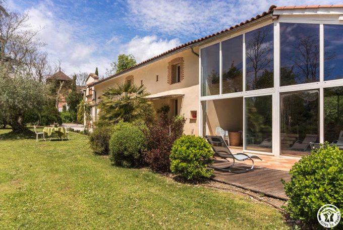 31G101515-6f0610a78b374338bc06aa8e1d25166f