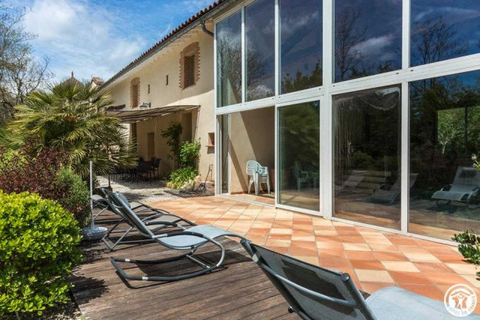 31G101515-94b063671a06452f97b402ab78cae725