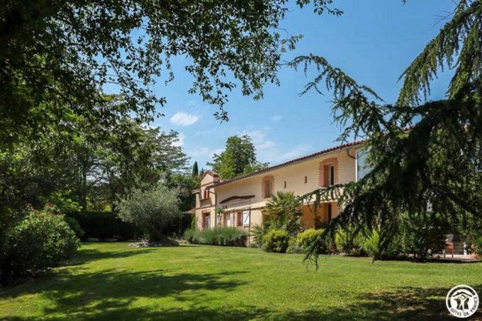 31G101515-f1b6ffc42b6f4c989de91c1dfa17a3cf