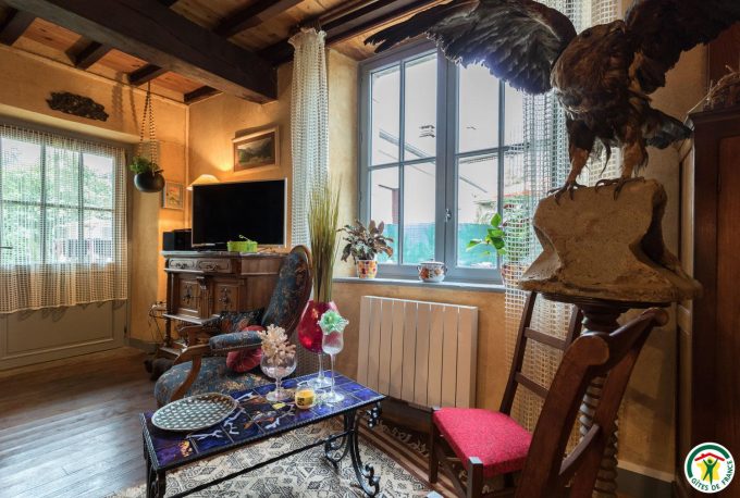 31G101527-7d7bd3c3d7c74f07aea253094e867cc9