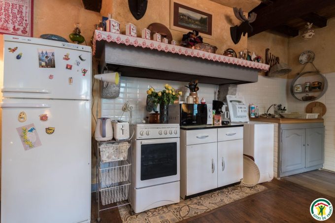 31G101527-dfe28def82c64b71b7e1a9a668b48bbf