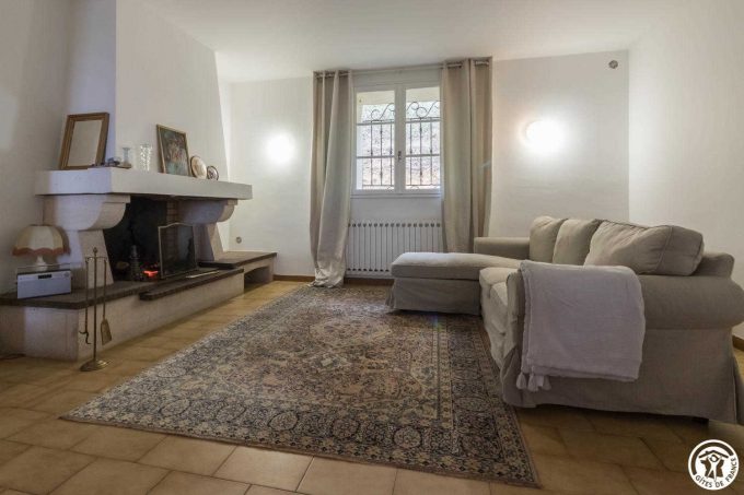 31G101543-579dba203080461a88500bb14064f6fb