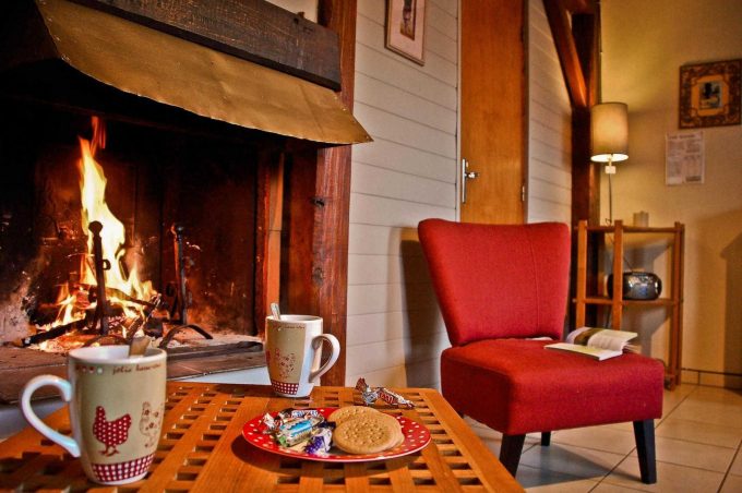 31G101553-4aeb0266299d4842b0576c4f8ba3d97c