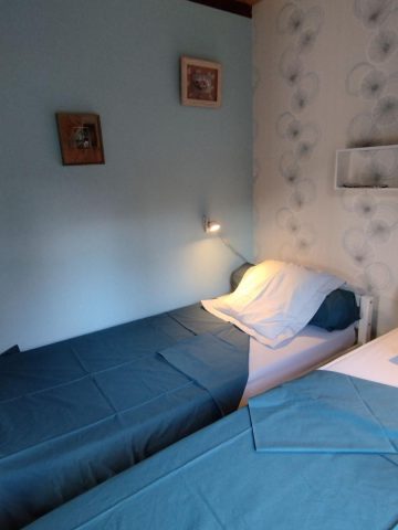 31G101553-59c7ef8fc8b945d89699c5b2679d174a