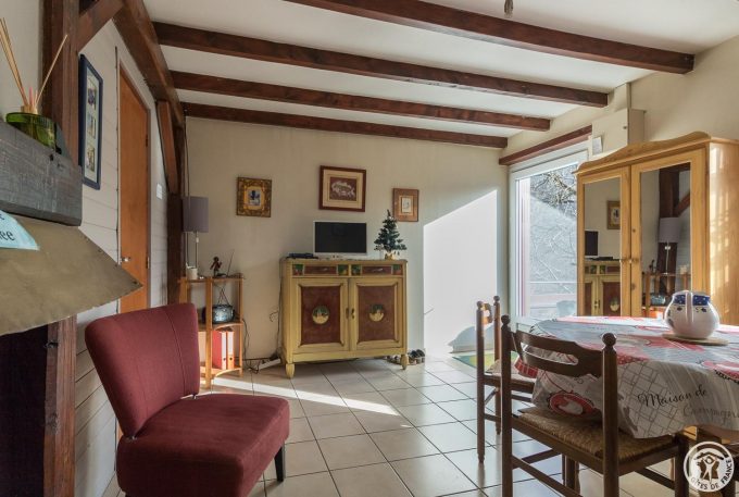 31G101553-6981f0a952464c59af7bd03d5d8a022b