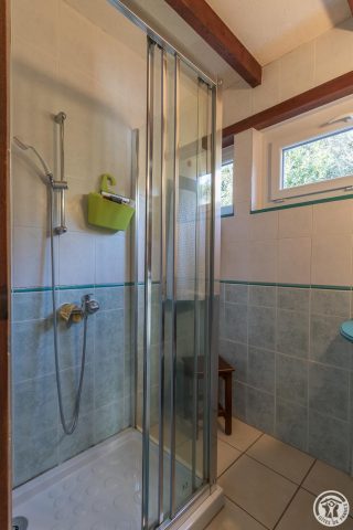 31G101553-8815011764b1494984f310c81879b47d