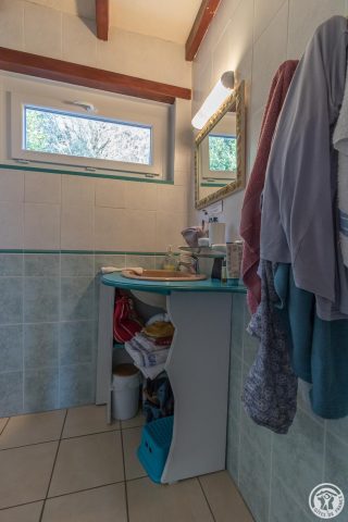 31G101553-a1be5221a2ae4f68b188f2fcd9f7f944