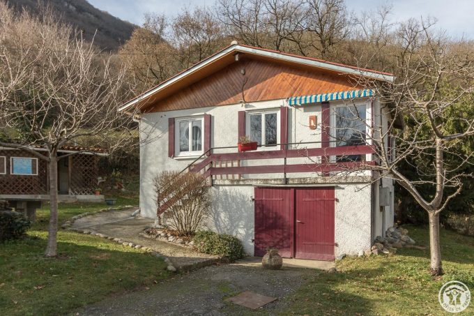 31G101553-f810a1be80104f40ac5f47a194168b05