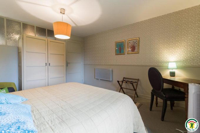 31G101566-e707c4f45f174fa19265201a02a7667f