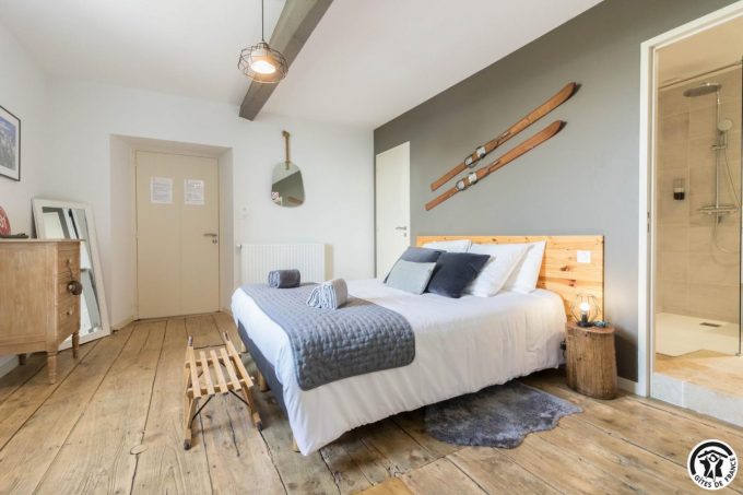 31G101569-98c9a92ac0da4ea0b89ef5ece3e8a305