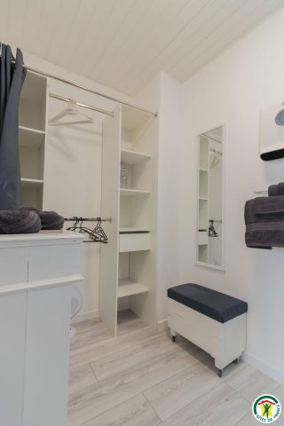 31G101580-117a98313f494c8da840eb28f79fe574