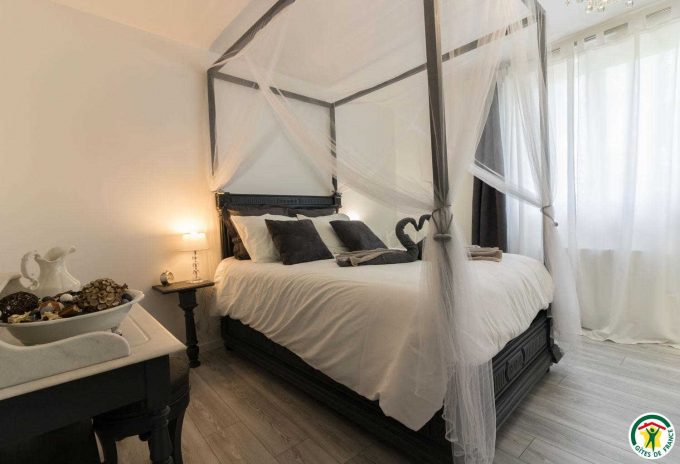 31G101580-26db6728bdd74d73b65f90a4780933be