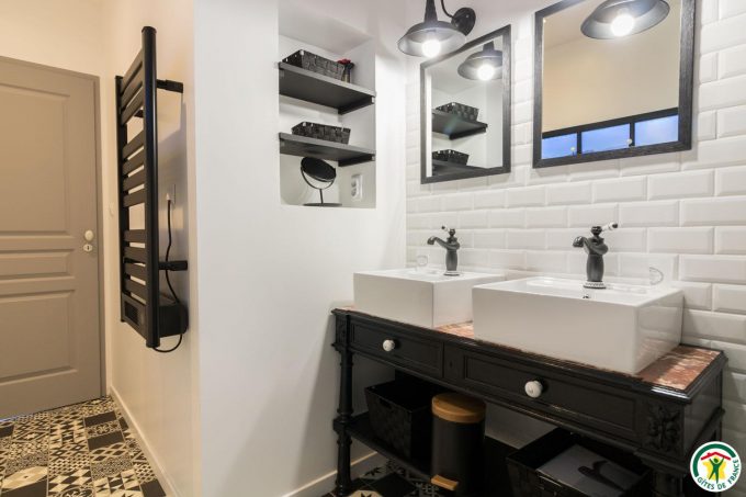 31G101580-5705d8b415714109bf254c1db946c4f0