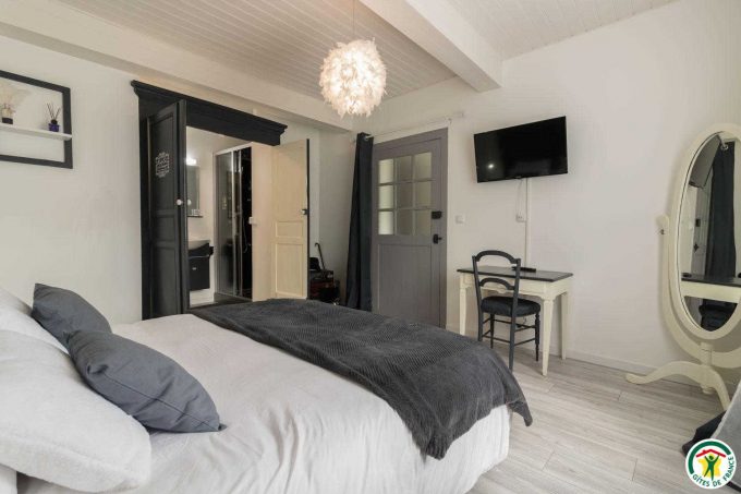 31G101580-e1d9a2fab1a34bf792c11fef91a97864