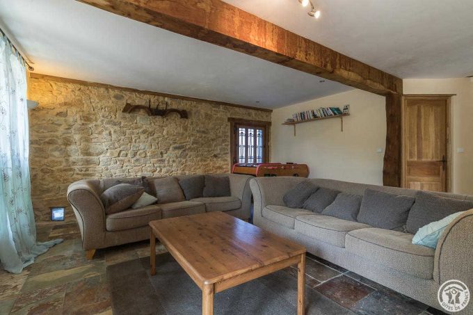 31G101586-38230e412945443e8c3a36050b1292fa