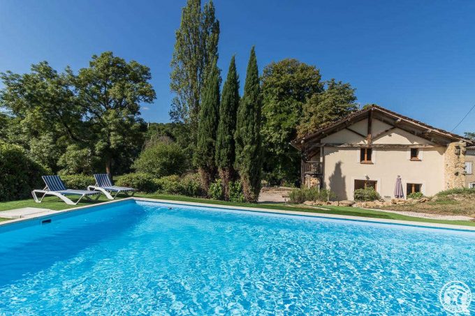 31G101586-44e2c9ed48e046bc9f1744b30bd814a7