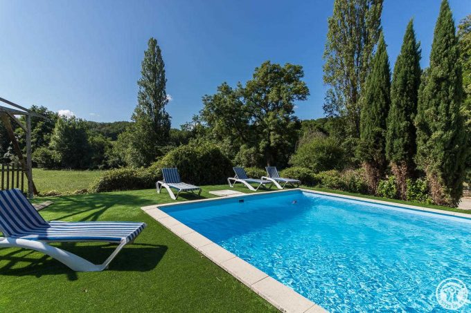 31G101586-d9661f80fd824c19a5314e21eadeae9e