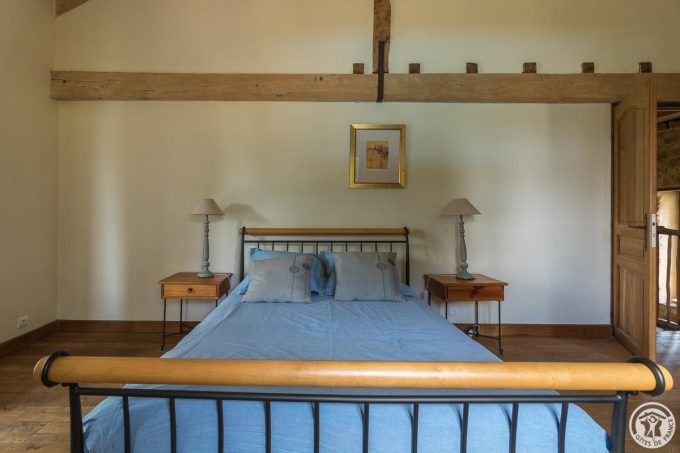 31G101586-fceccd760d774dd98a1f00f96c2e0cfd