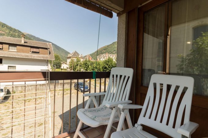 31G101588-7a3b1ce5252741c7897a24daa467759f