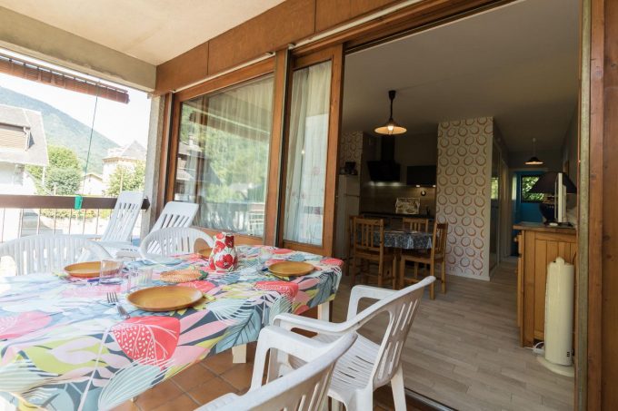 31G101588-b6f7d8264bfa4b679b077f7d55ceb2e9