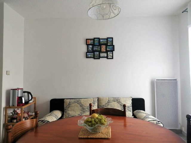 31G101594-ffbf4b2c3e8b4321bd6200d4b1f07db0