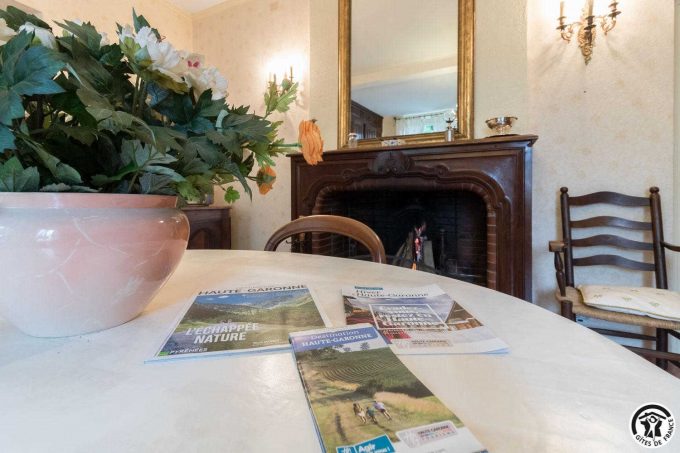 31G101603-2b6a6bc3c1674122bc95d7418bceb6cb