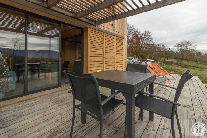 31G101605-8bdff3b17a1847f8ae51cecdb2e2c69f