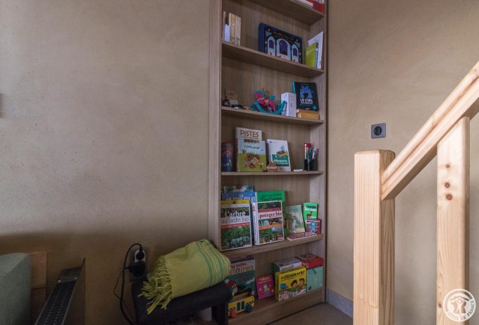 31G101605-ea634b1296a4446e8248db0228137945