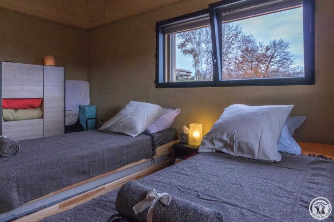 31G101605-ef4ed4a608a04ea39d205092f48b6c91