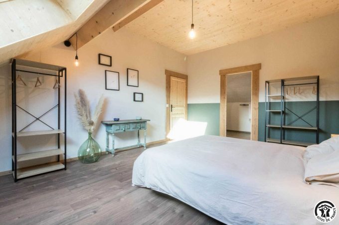 31G101608-0863587be9354cb495665eae0607cfa6